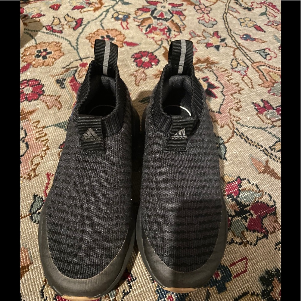 Adidas boys sneakers NEW size 11